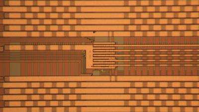 Reconfigurable Chaos-based Microchips Offer Possible Solution to Moores Law