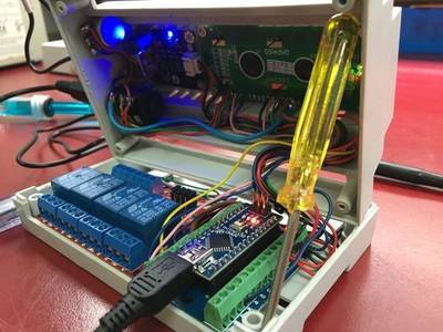 Aquariumatic v1: Arduino powered Multi-Aquarium Monitor