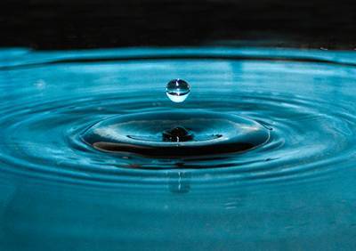 New ultrathin material for splitting water could make hydrogen production cheaper