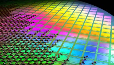 Seeing The Invisible With A Graphene-CMOS Integrated Device