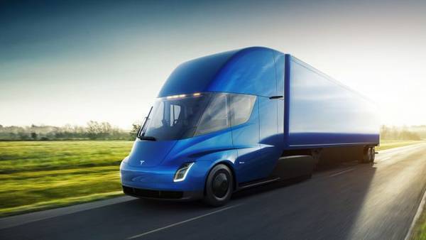 Tesla Semi: 500-Mile Range, Cheaper Than Diesel, Quick to Charge