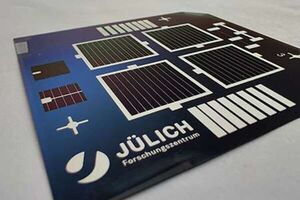 Transparent nanolayers for more solar power