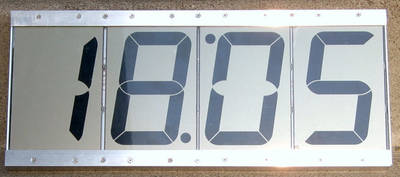 PM31_LcdClockWith4Display