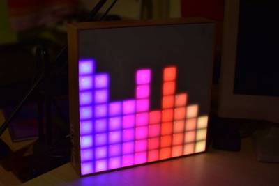 Arduino Spectrum Analyzer on a 10x10 RGB LED-Matrix