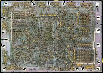 Die photos and analysis of the revolutionary 8008 microprocessor, 45 years old