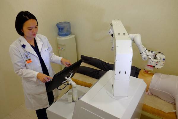 Singapore’s first robot masseuse EMMA starts work
