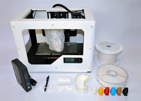 Digital 3D-fabrication technology for nursing and healthcare