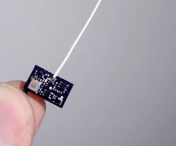 Tiny UHF Tracker Transmitter