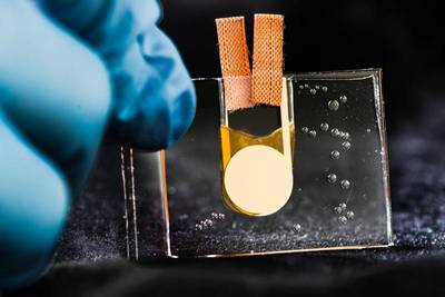 The world’s first heat-driven transistor