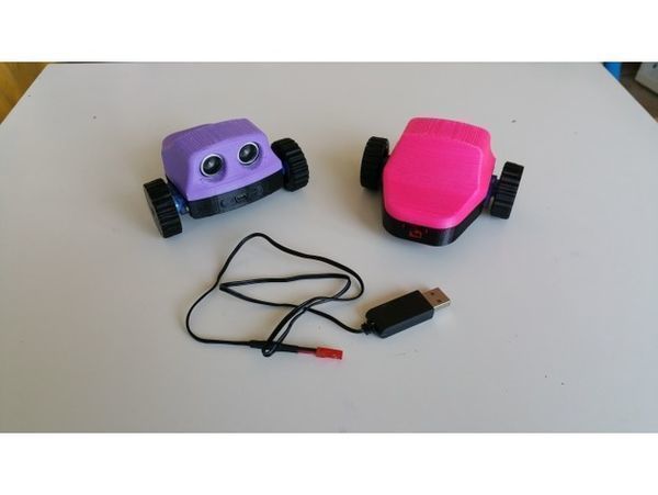 QuickyBot - Small robot based on an arduino Nano board whith bluetooth and ultrasonic sensor