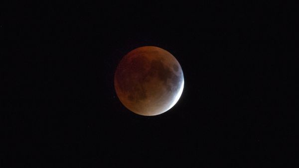 How and where to see the super blue blood moon of 2018