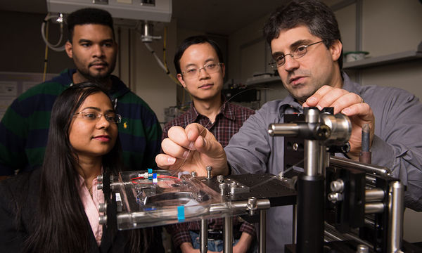 A laser focus on super water-repellent metals
