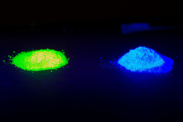 Supercomputers aid discovery of new, inexpensive material to make LEDs with excellent color quality