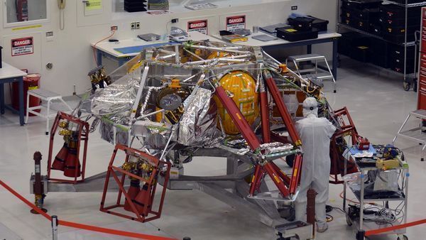 Next NASA Mars Rover Reaches Key Manufacturing Milestone