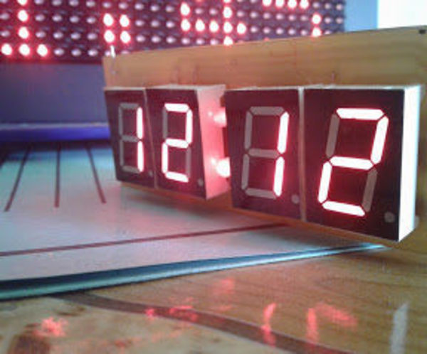 Simple Digital Clock Using Arduino