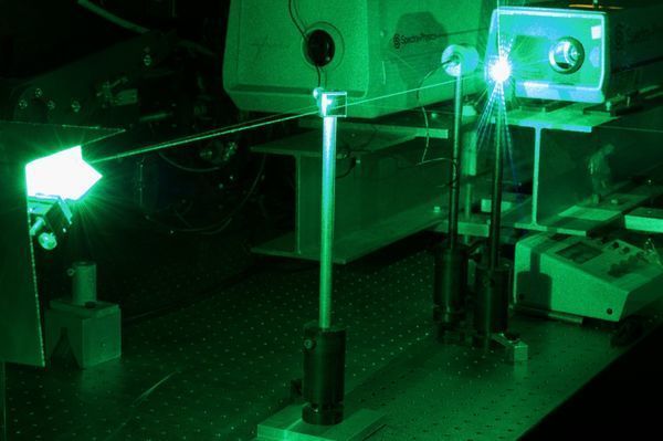 Research removes obstacle to lasers and computers working at speed of light