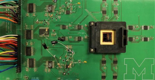 Memory-processing unit could bring memristors to the masses