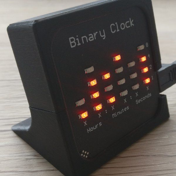 BCD Binary Clock for your desk