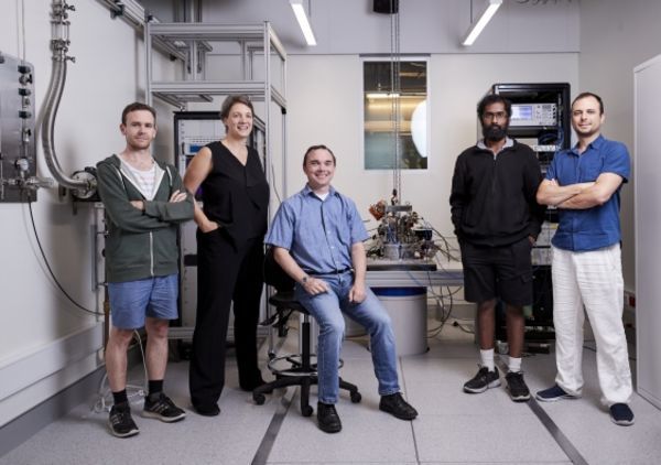 Quantum computing at scale: Australian scientists achieve compact, sensitive qubit readout