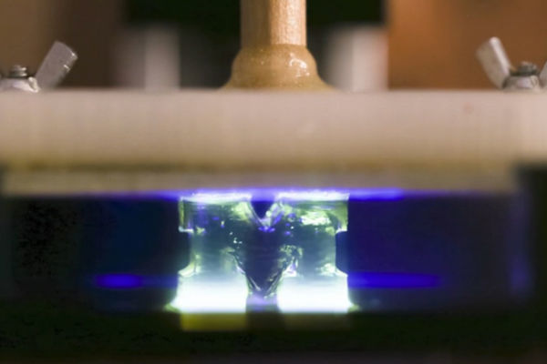 3D printing 100 times faster with light