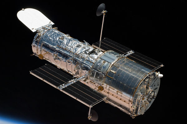 Hubble's Most-Used Camera is Back in Action After a Strange Malfunction