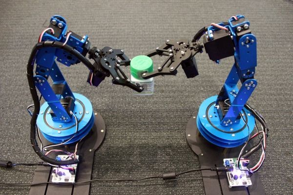 Robots track moving objects with unprecedented precision
