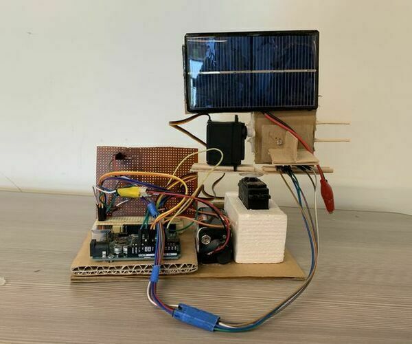 Building an Automatic Solar Tracker With Arduino UNO