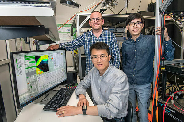 Hybrid Nanostructure Steps Up Light-Harvesting Efficiency