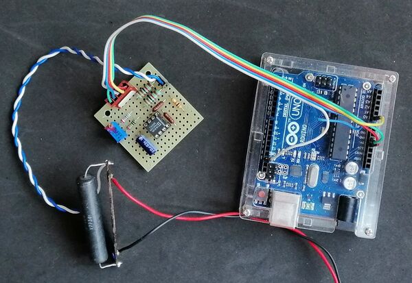 A simple circuit for measuring electrical current with Arduino