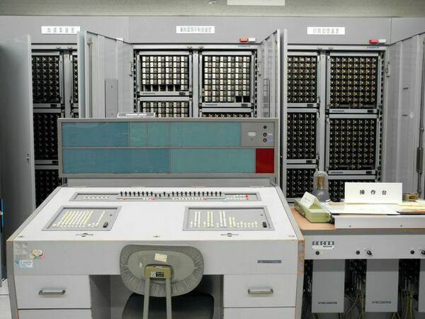 Technician keeps computer made in 1959 still humming along
