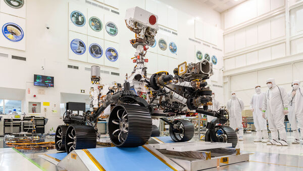 NASA's Mars 2020 Rover Completes Its First Drive