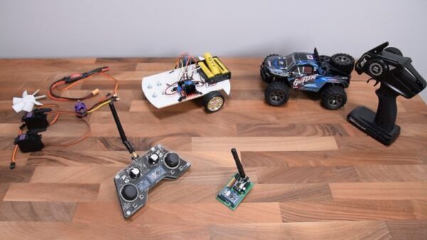 DIY Arduino RC Receiver for RC Models and Arduino Projects