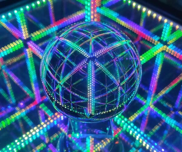 LED Sound Reactive Infinity Cube End Table