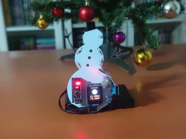 Bluetooth-Enabled Snowman Weather and Air Quality Gift Card