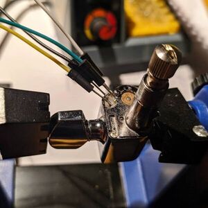 Hacking Auto-Tuning Guitar Pegs for Arduino/MIDI Control