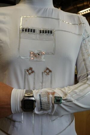 ‘Wearable Microgrid’ Uses the Human Body to Sustainably Power Small Gadgets