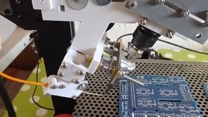 Transforming a 3D printer in a Through Hole Components soldering machine