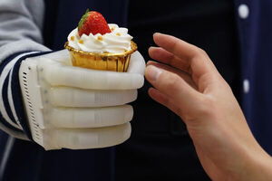Inflatable robotic hand gives amputees real-time tactile control