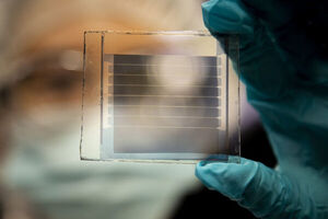 Solar cells with 30-year lifetimes for power-generating windows