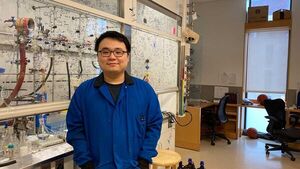 Modifying molecules is complicated—so UChicago chemists found a simpler way