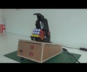 Rubik Cube Solver Robot, With Raspberry Pi and Picamera