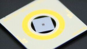 Researchers Combine Piezoelectric Thin Film and Metasurfaces to Create Lens with Tunable Focus
